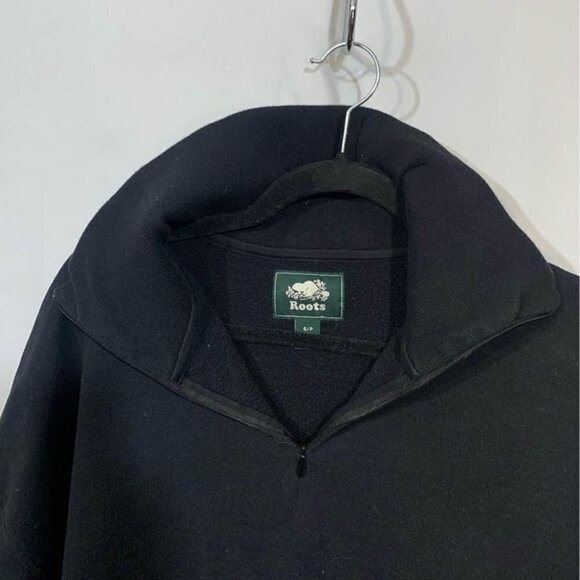 ROOTS black logo print sweater. 1/4 zip. Size small. Pockets. Gorgeous! - Picture 6 of 10